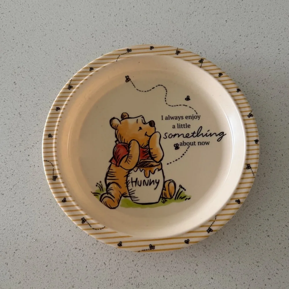 Disney Winnie the Pooh Plate Kids 8in Cream Excellent Melamine Honey Bee Quote